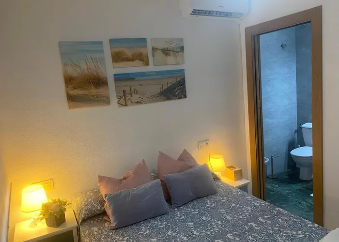 & Salt Clouds דירה