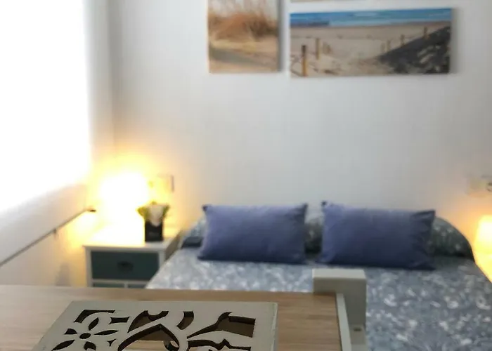 דירה & Salt Clouds