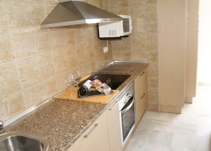 דירה & Salt Clouds